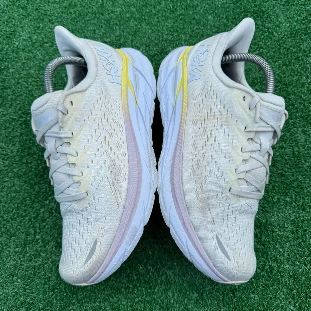 HOKA ONE ONE CLIFTON 8 - Women’s Running Shoes - SIZE 9.5B